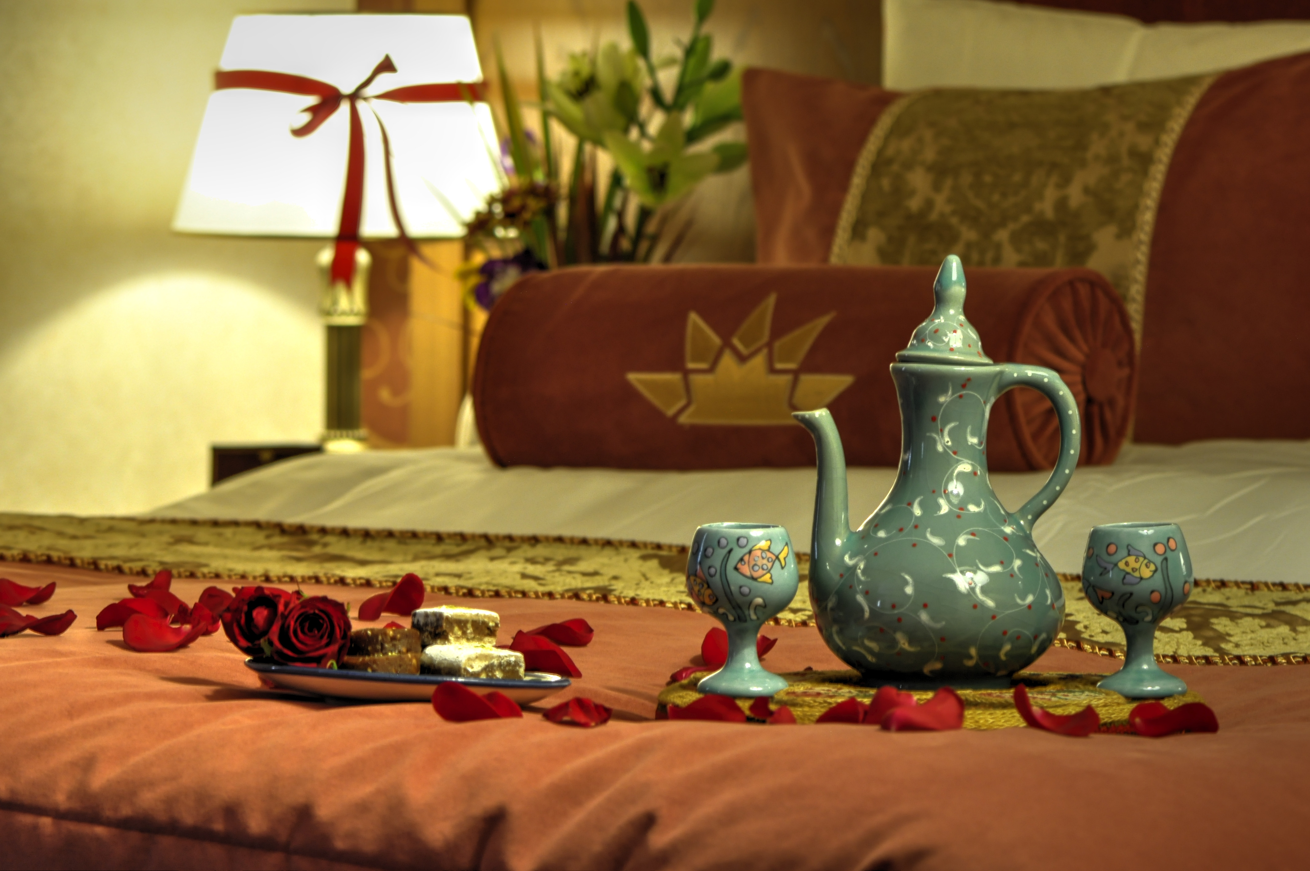 سوئیت ماه عسل هتل زندیه شیراز